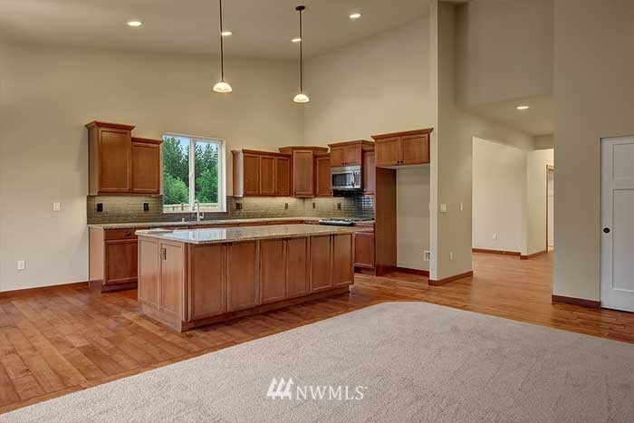 6408 196th Drive NE