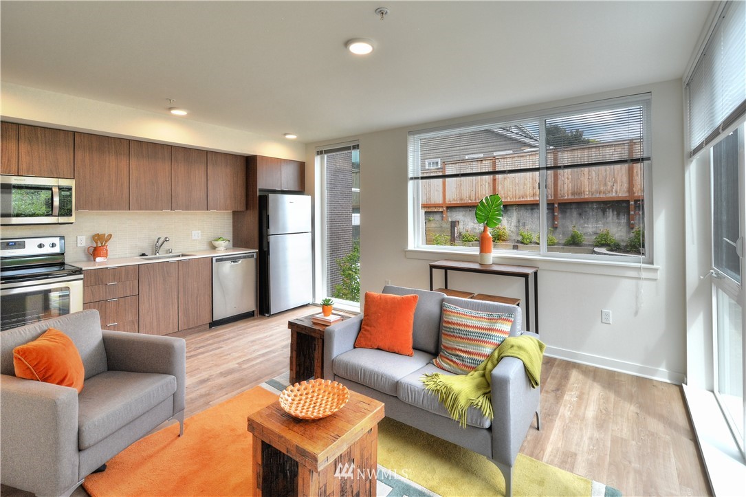 1601 N 45th Street 214