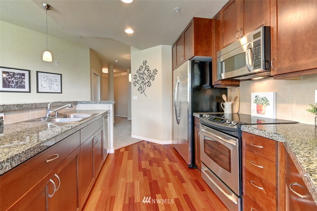 16141 Cleveland Street 602