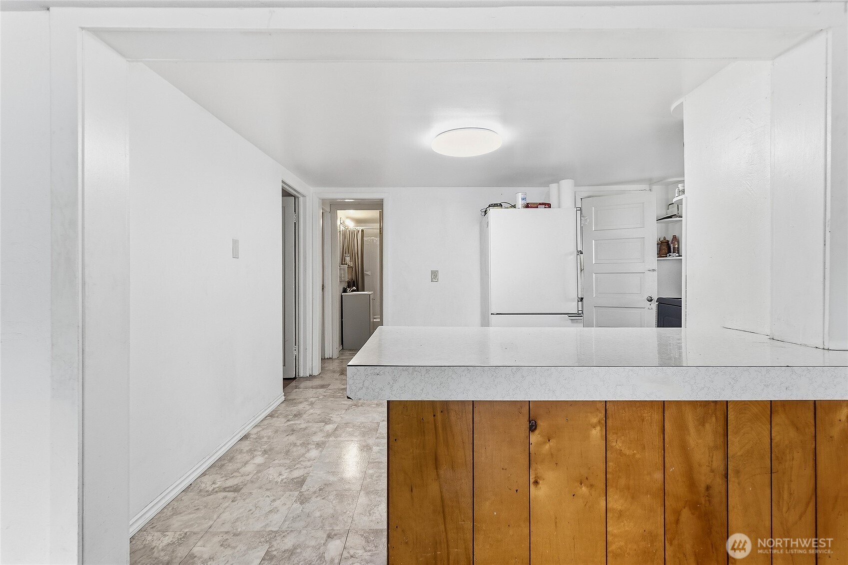 828 Edgewood