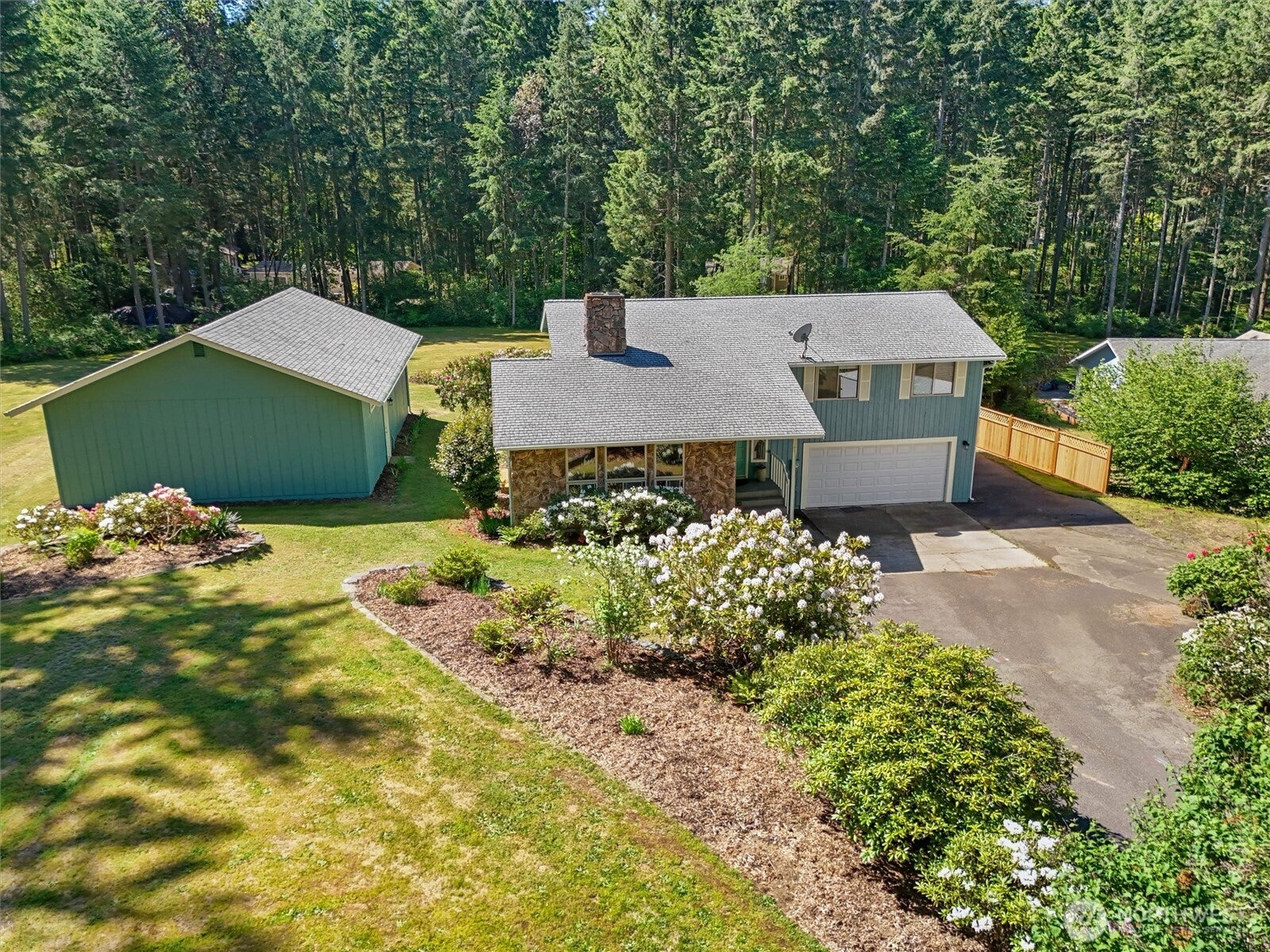 870 Kamus Place