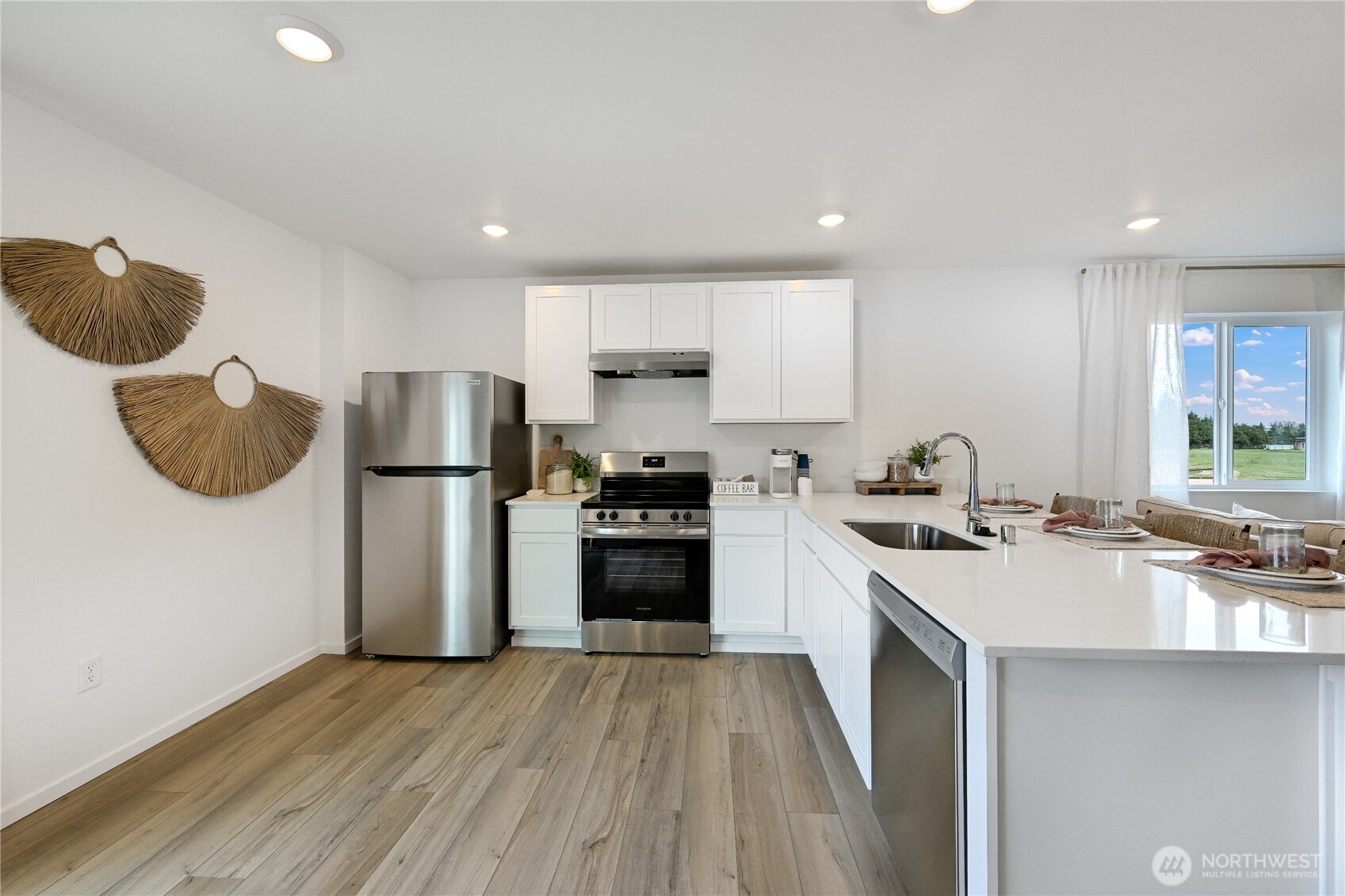 32 Moonshadow Lane