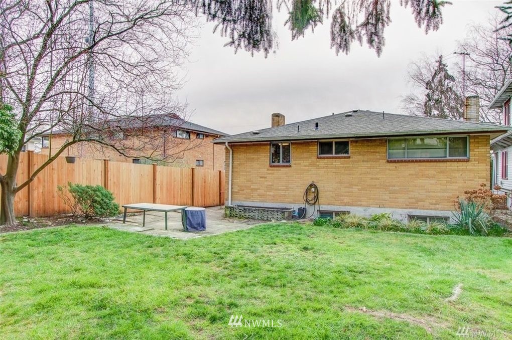 846 NE 86th Street