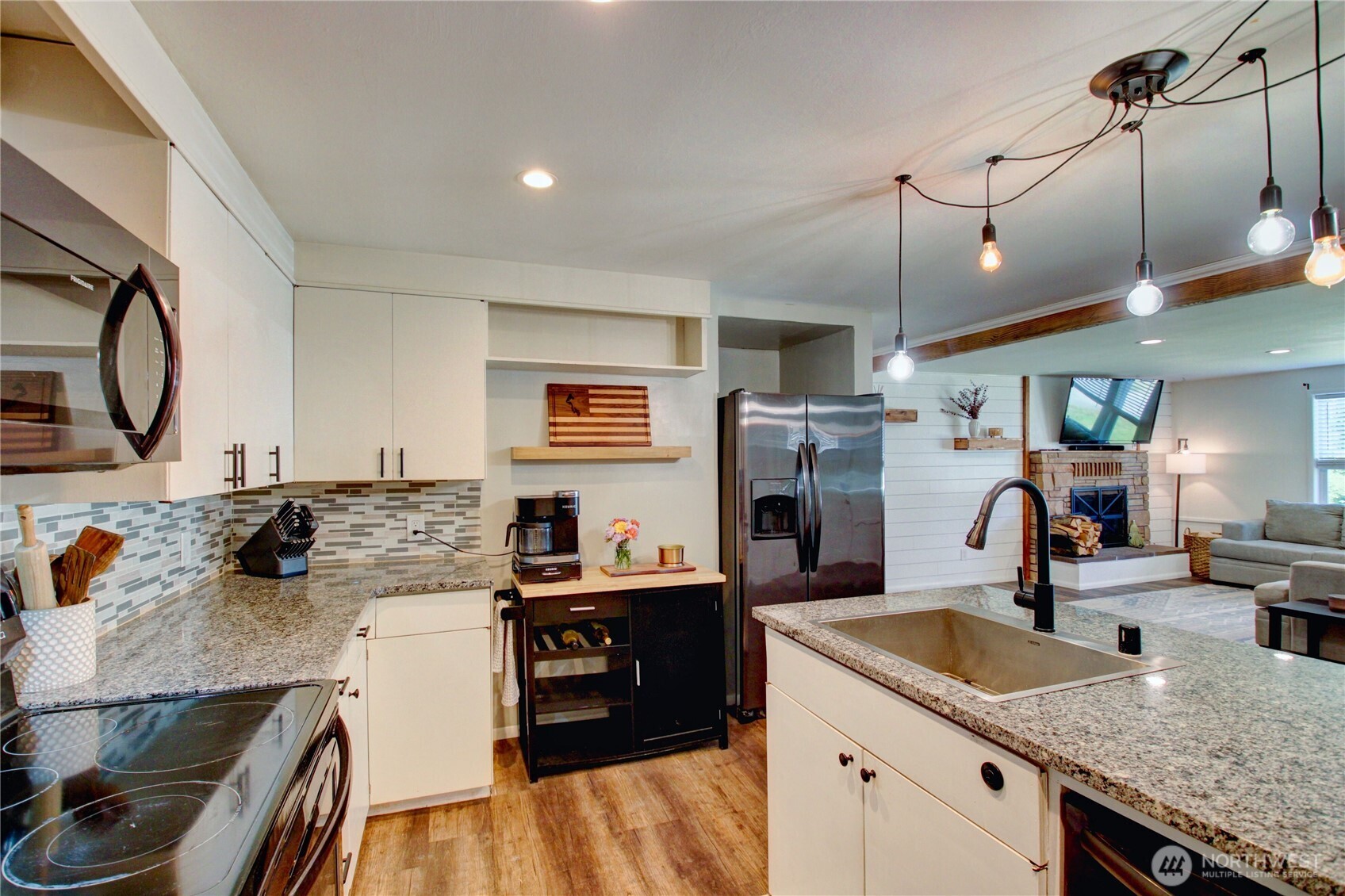348 NE Harvest Drive