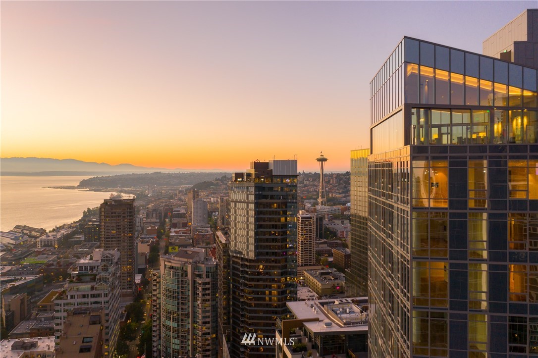 121 Stewart Street 508