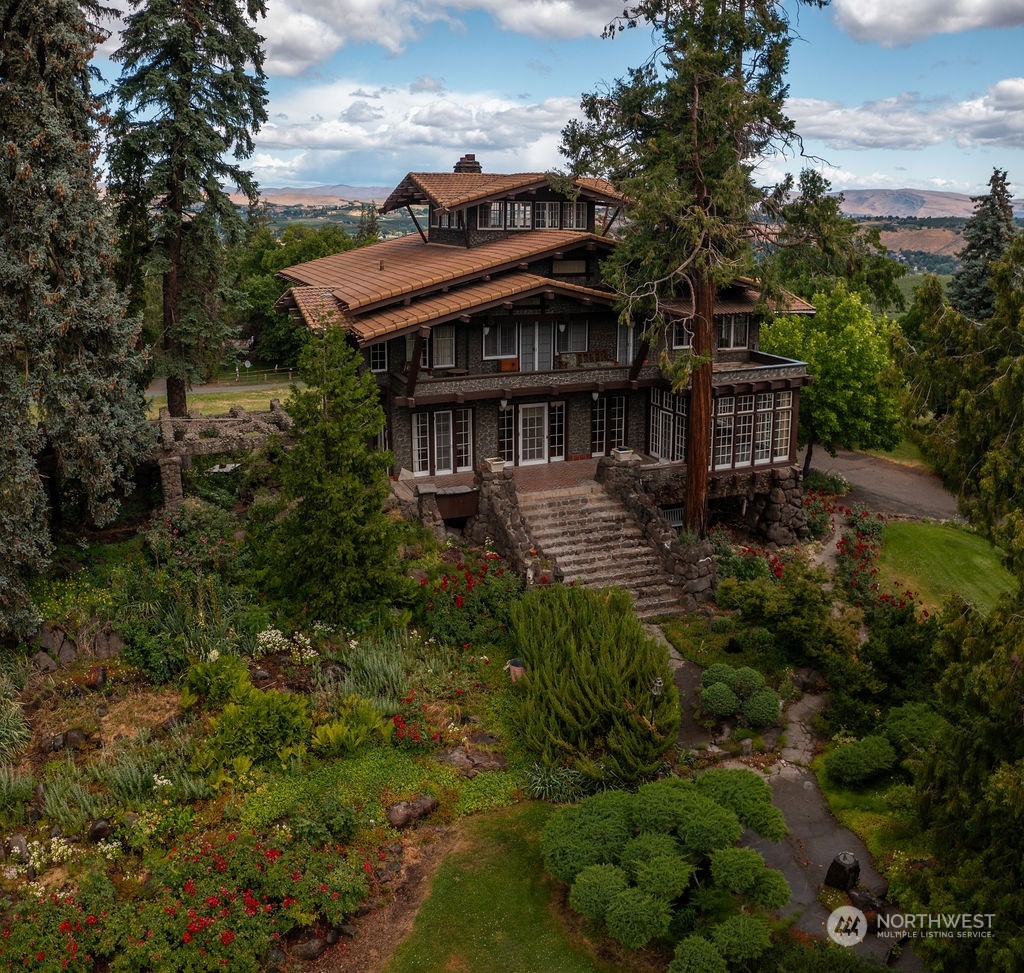 1191 Naches Heights Road