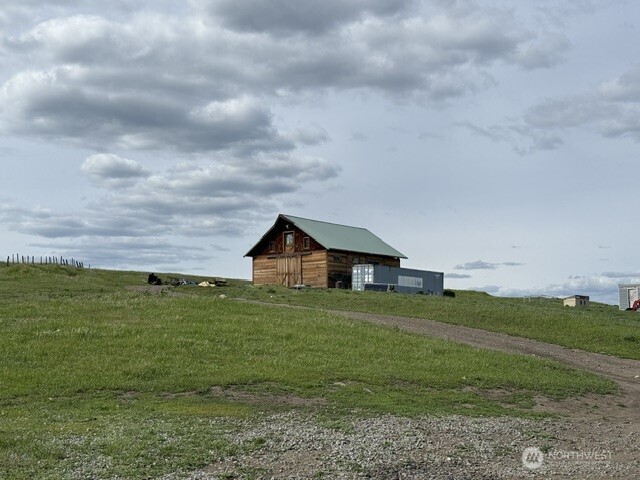 106 Bartroff Road