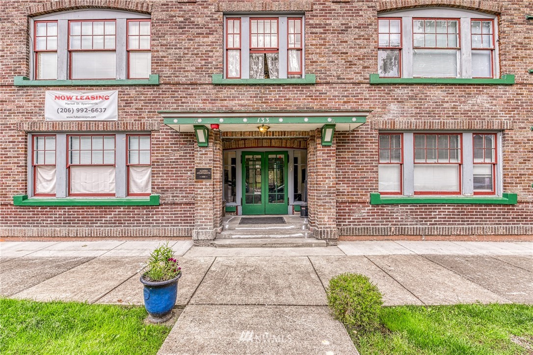 133 N Market Boulevard