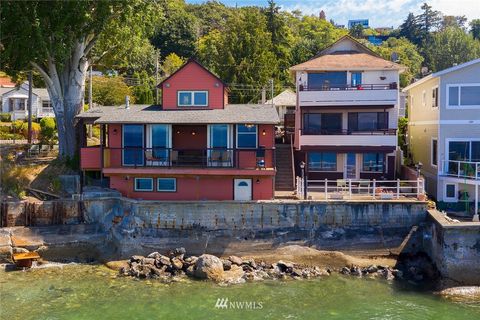 4703 Beach Drive SW Seattle WA 98116