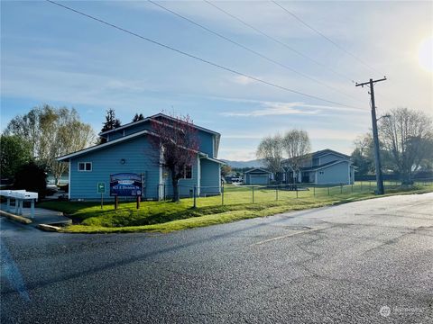 821 E Division Street Forks WA 98331
