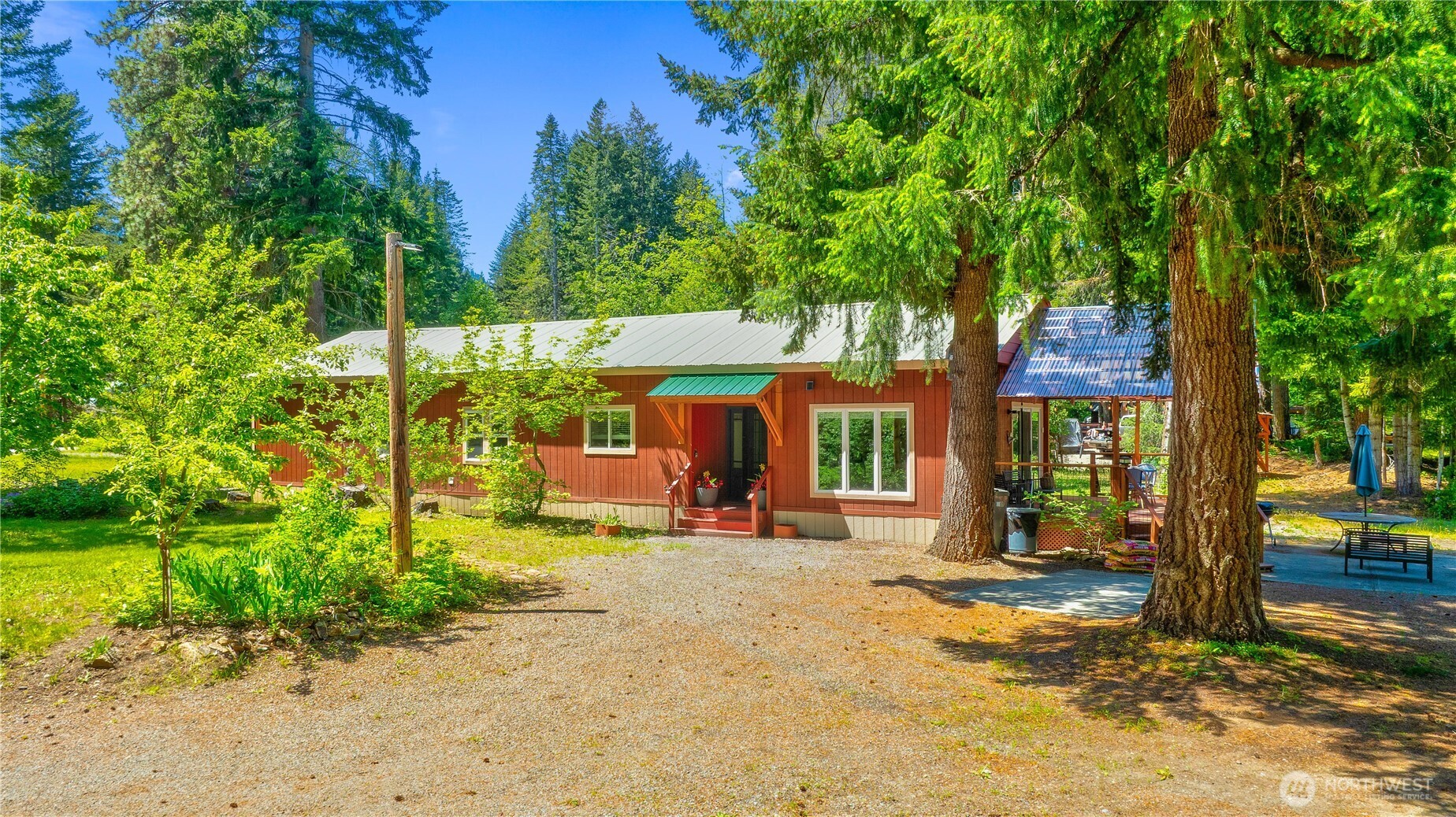 561 Sun Island Drive