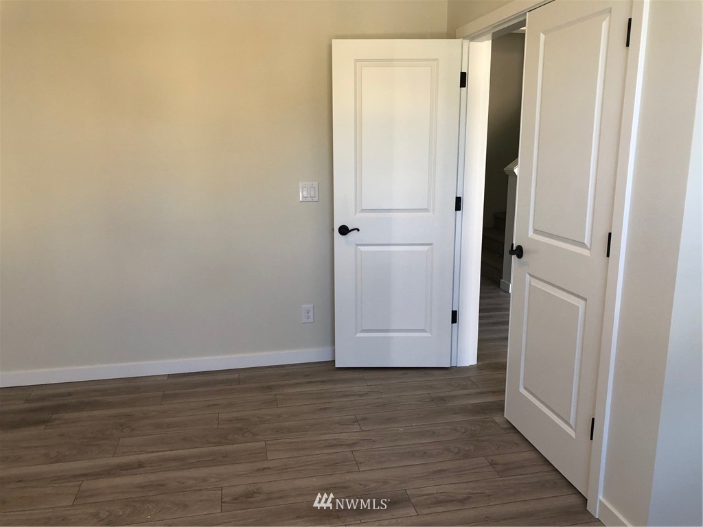 5648 13th (Lot 28) Street Ct NE