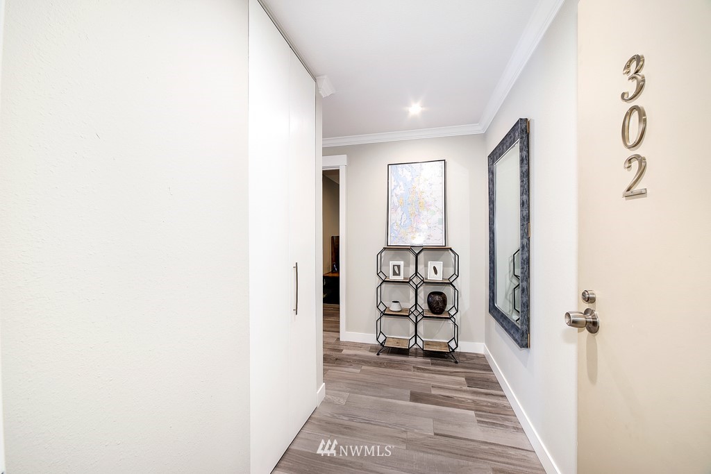 1737 Harbor Avenue SW S302