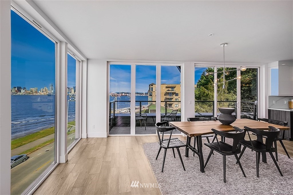 1118 Alki Avenue SW 202