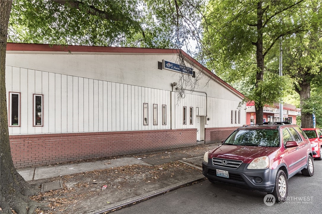 4103 Rainier Avenue S