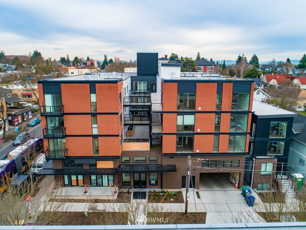 1601 N 45th Street 110
