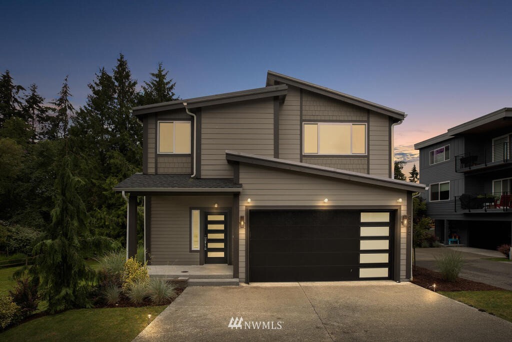 9905 123rd Lane NE