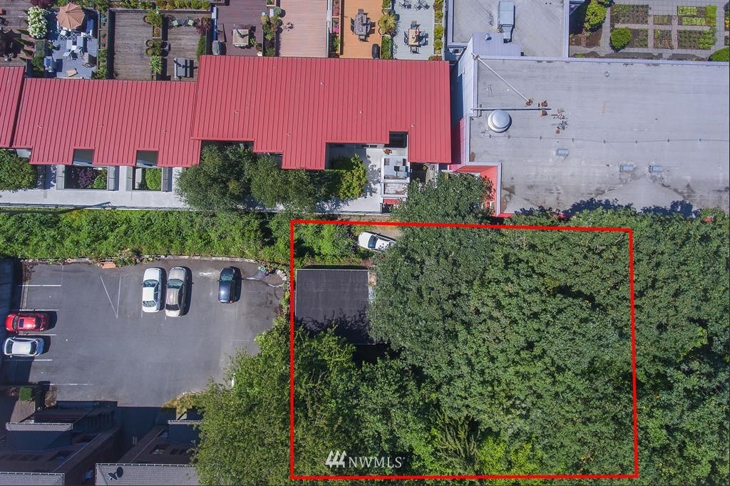2927 Franklin Avenue E 1 & 2