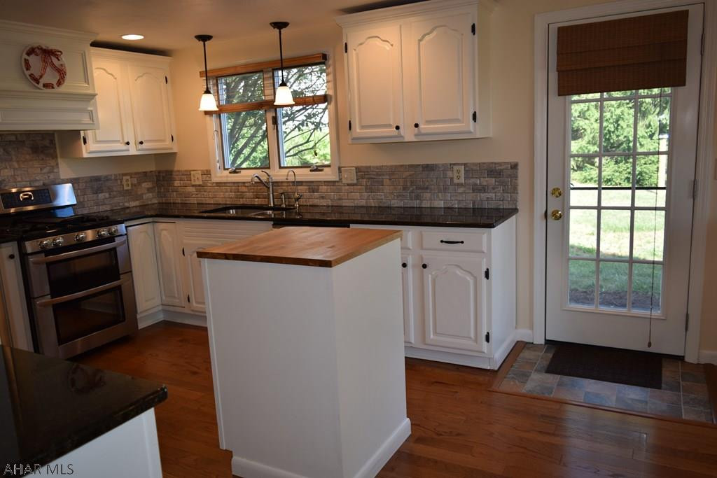 Holliday Heights - Residential