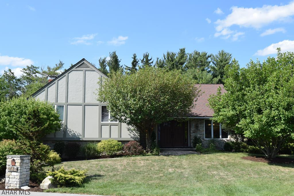 Holliday Heights - Residential