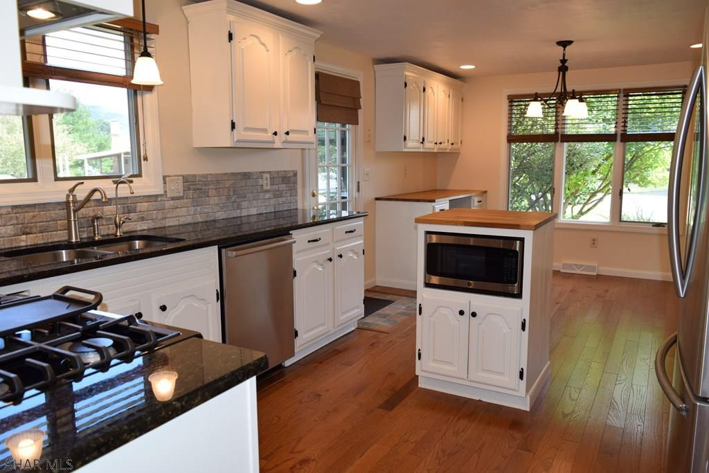 Holliday Heights - Residential