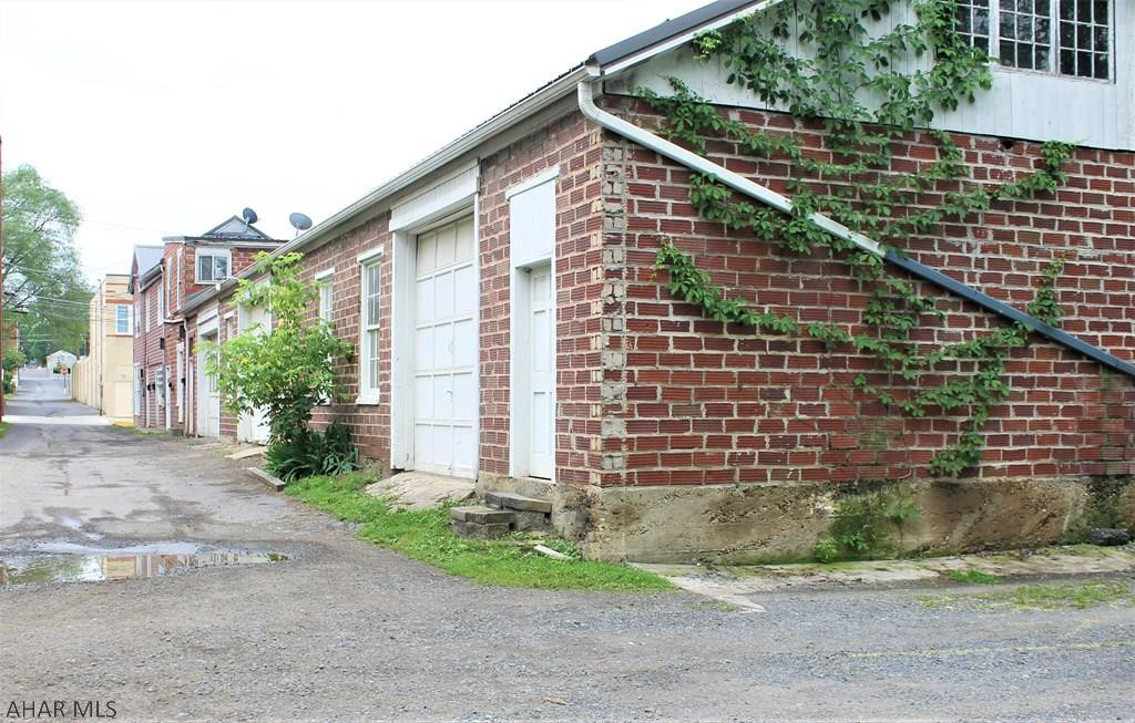 Unknown - Residential Lease