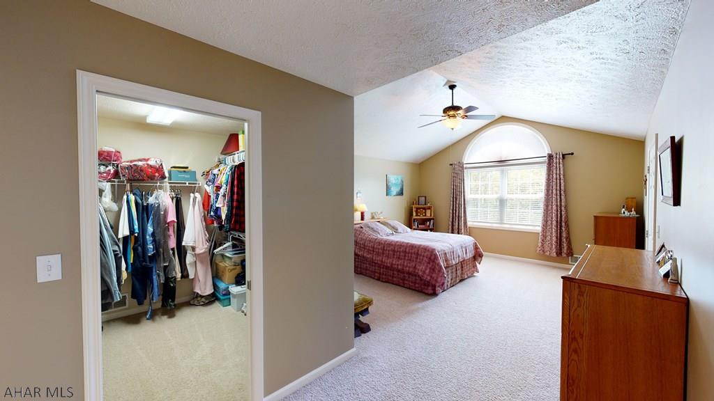 Rolling Hills - Residential