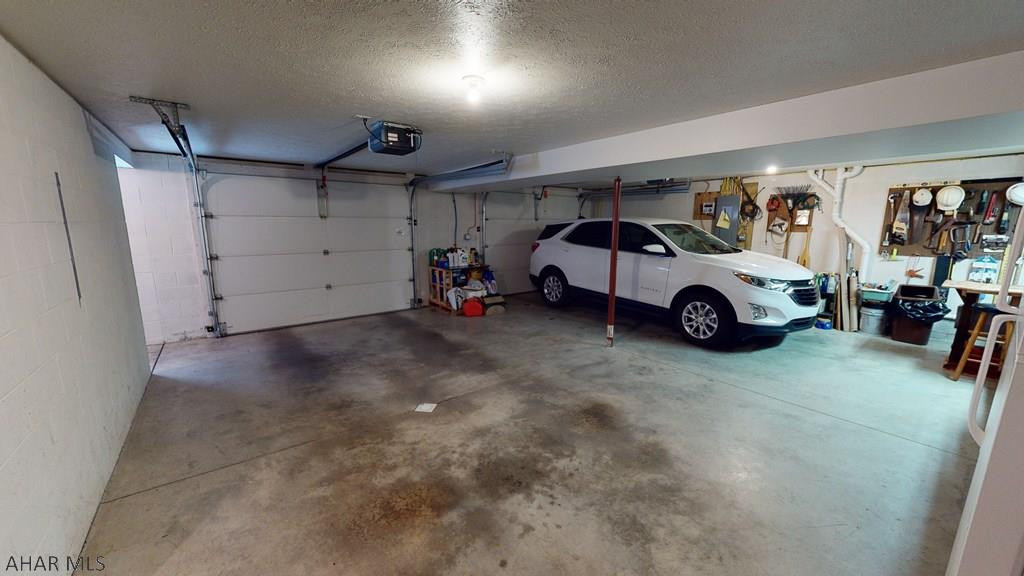 Rolling Hills - Residential