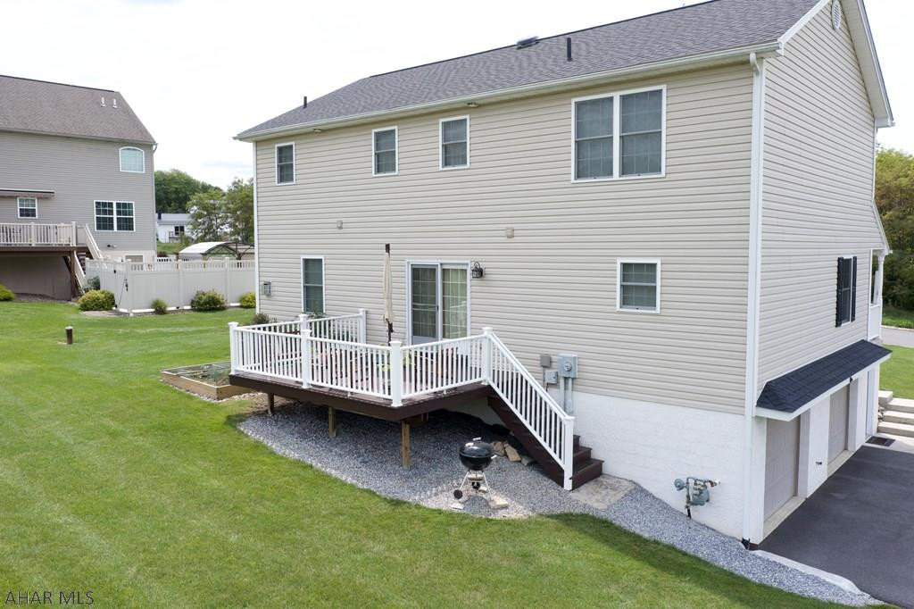 Rolling Hills - Residential