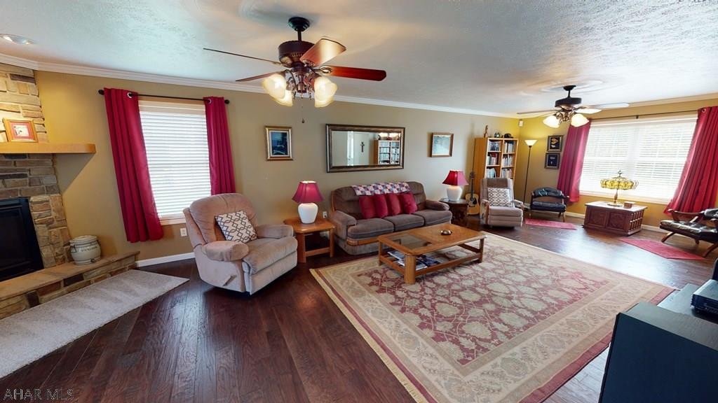 Rolling Hills - Residential