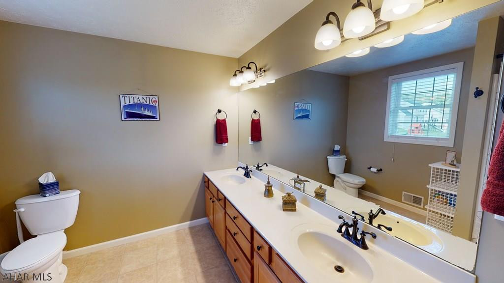 Rolling Hills - Residential