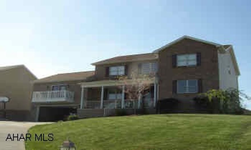 THIS 3300 SQ. FT. HOME FEATURES 5 BR, 3 FULL BATHS AND BUILT WITH MANY EXTRAS. THE EAT-IN KITCHEN BOASTS AN ISLAND WITH WINE RACK AND CERAMIC TILE. VAULTED WOOD CEILINGS AND FIREPLACE ARE FEATURED IN THE FAMILY ROOM. ENTERTAIN IN FORMAL DR WITH HARDWOOD FLOORING. THE GREAT NEIGHBORHOOD COMES FREE!