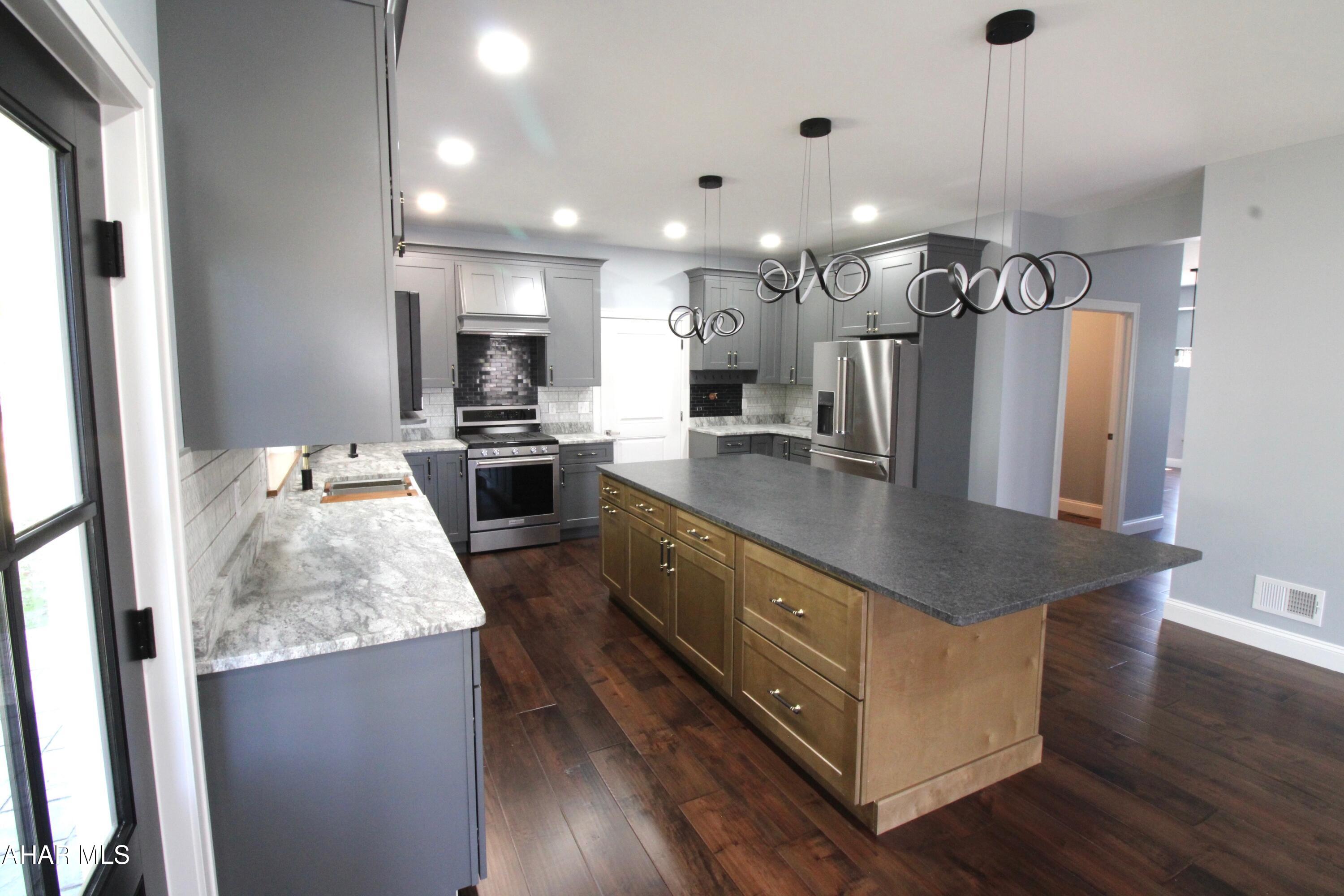 Stonehedge - Residential