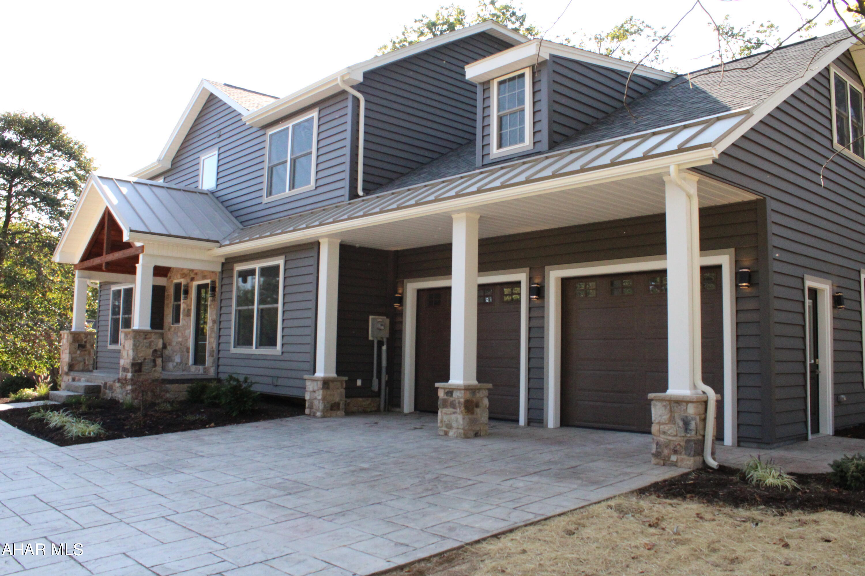 Stonehedge - Residential