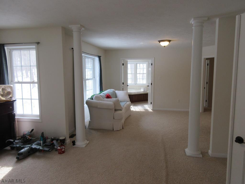 Castle Farm - Residential