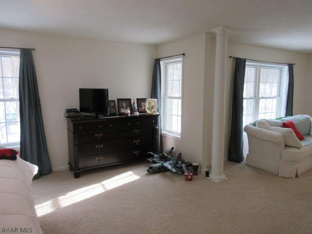 Castle Farm - Residential