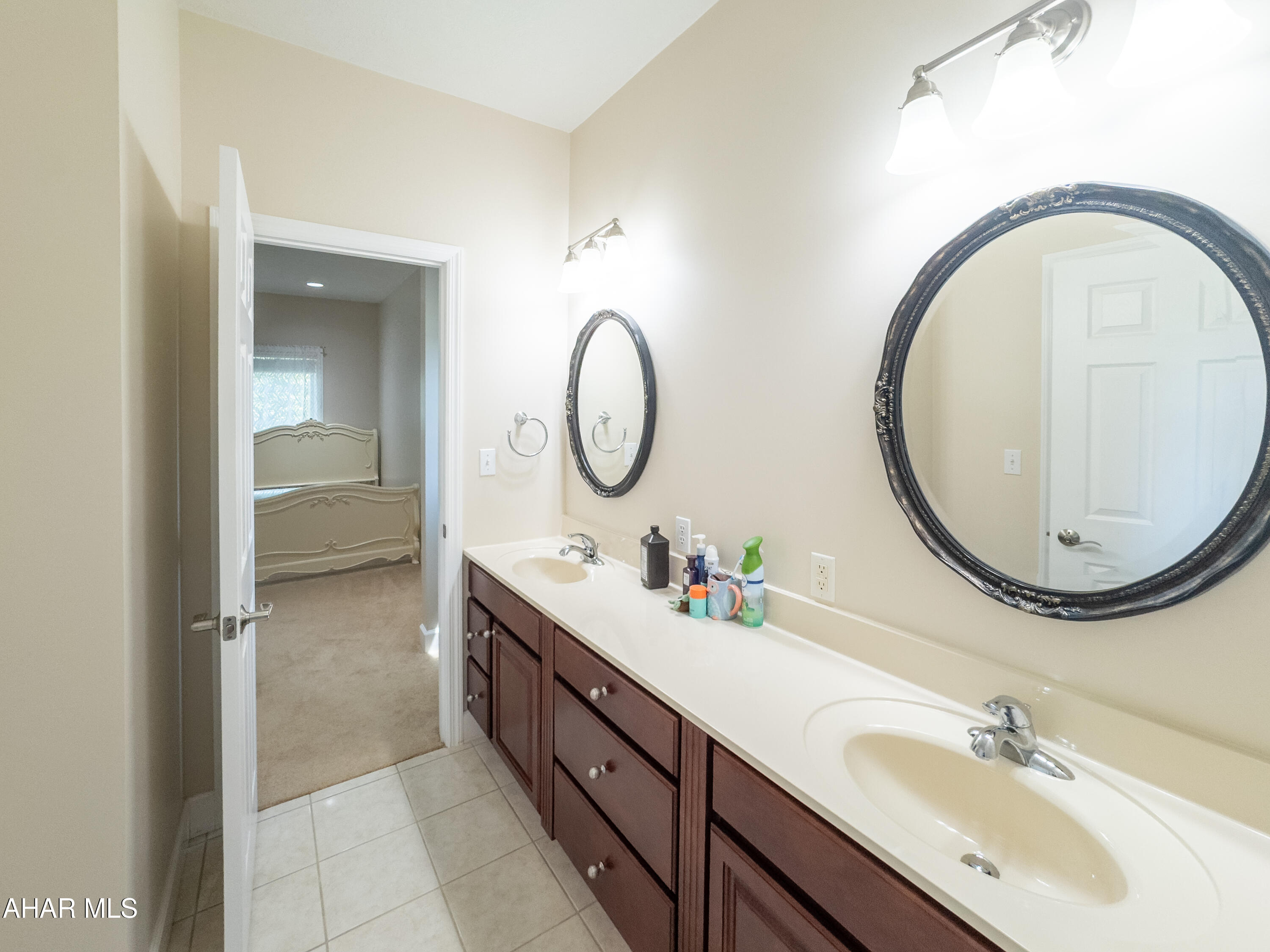 Fox Hollow - Residential