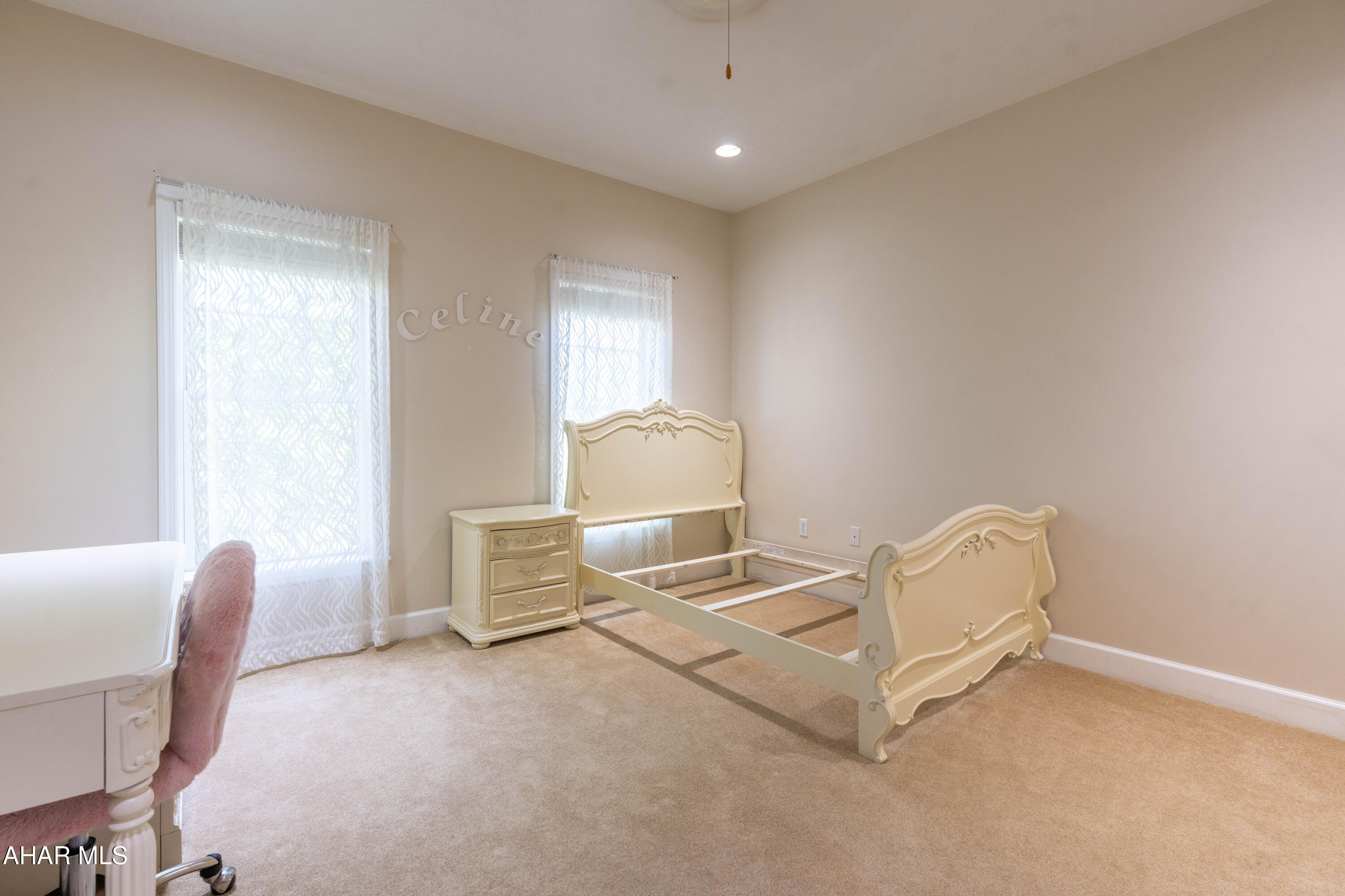 Fox Hollow - Residential