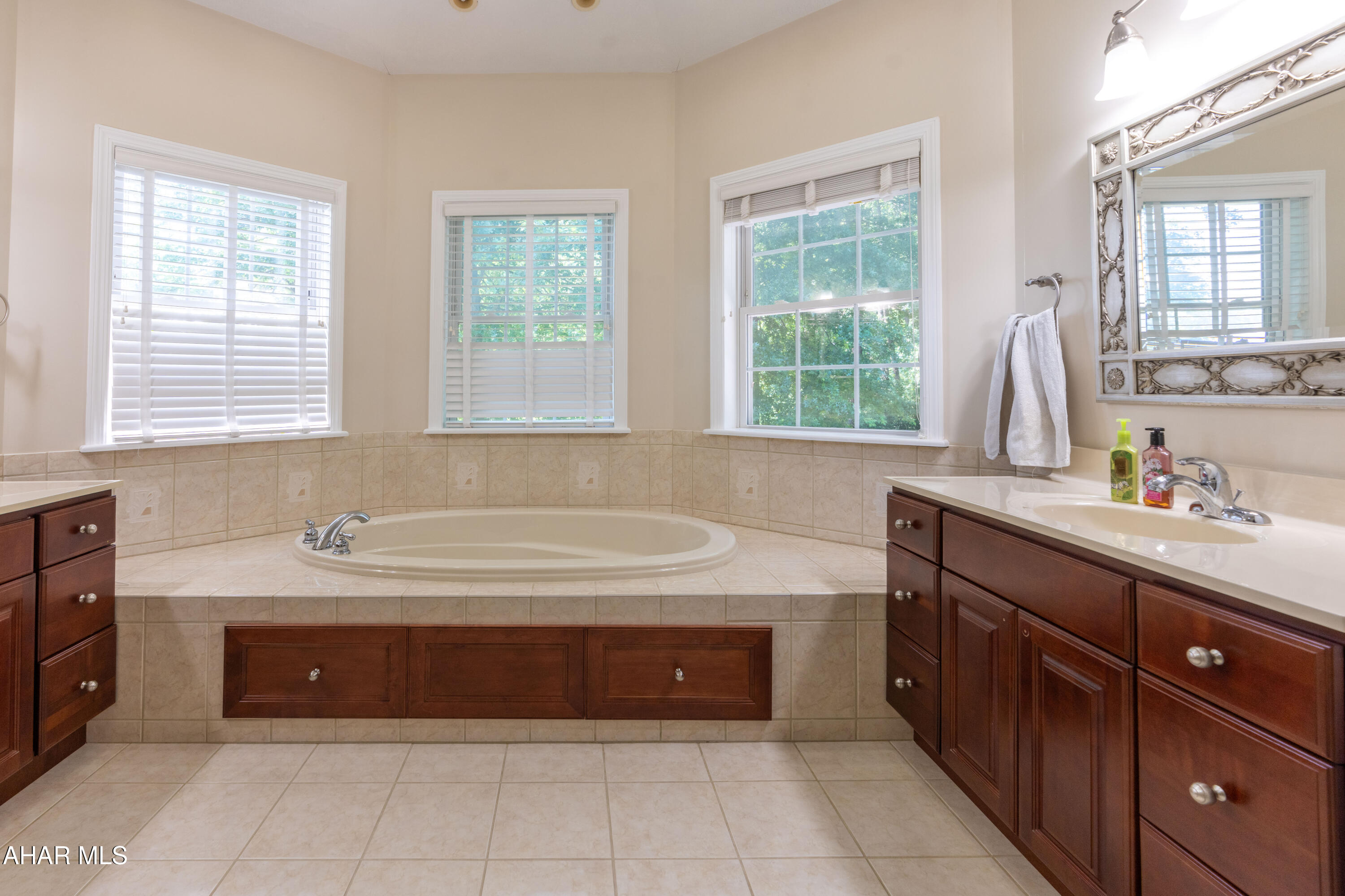 Fox Hollow - Residential