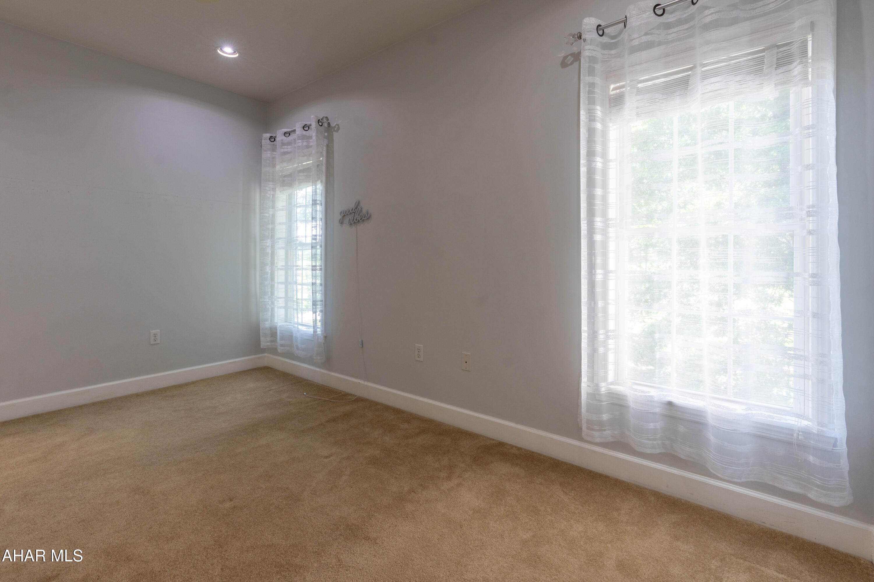 Fox Hollow - Residential