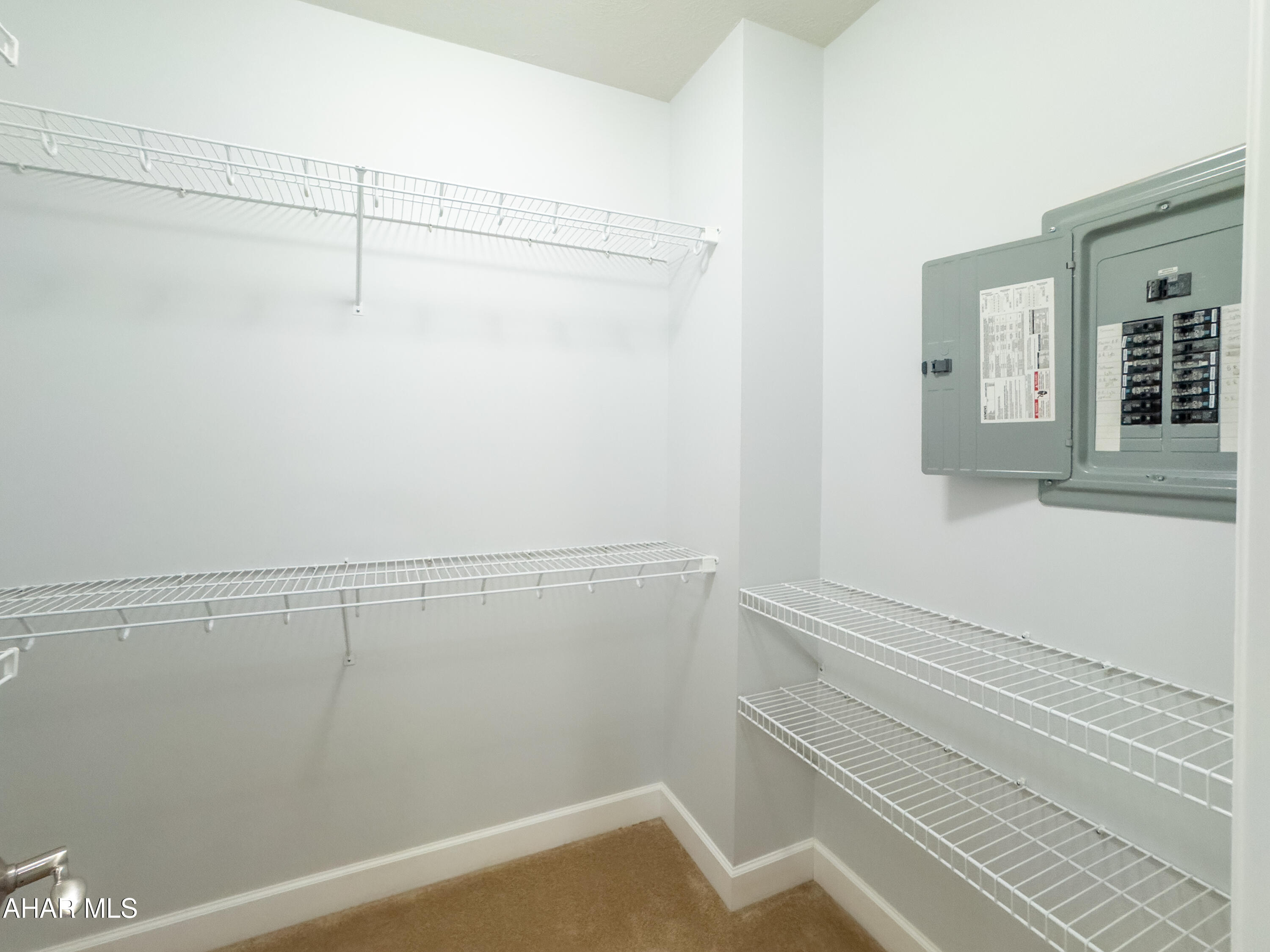 Fox Hollow - Residential