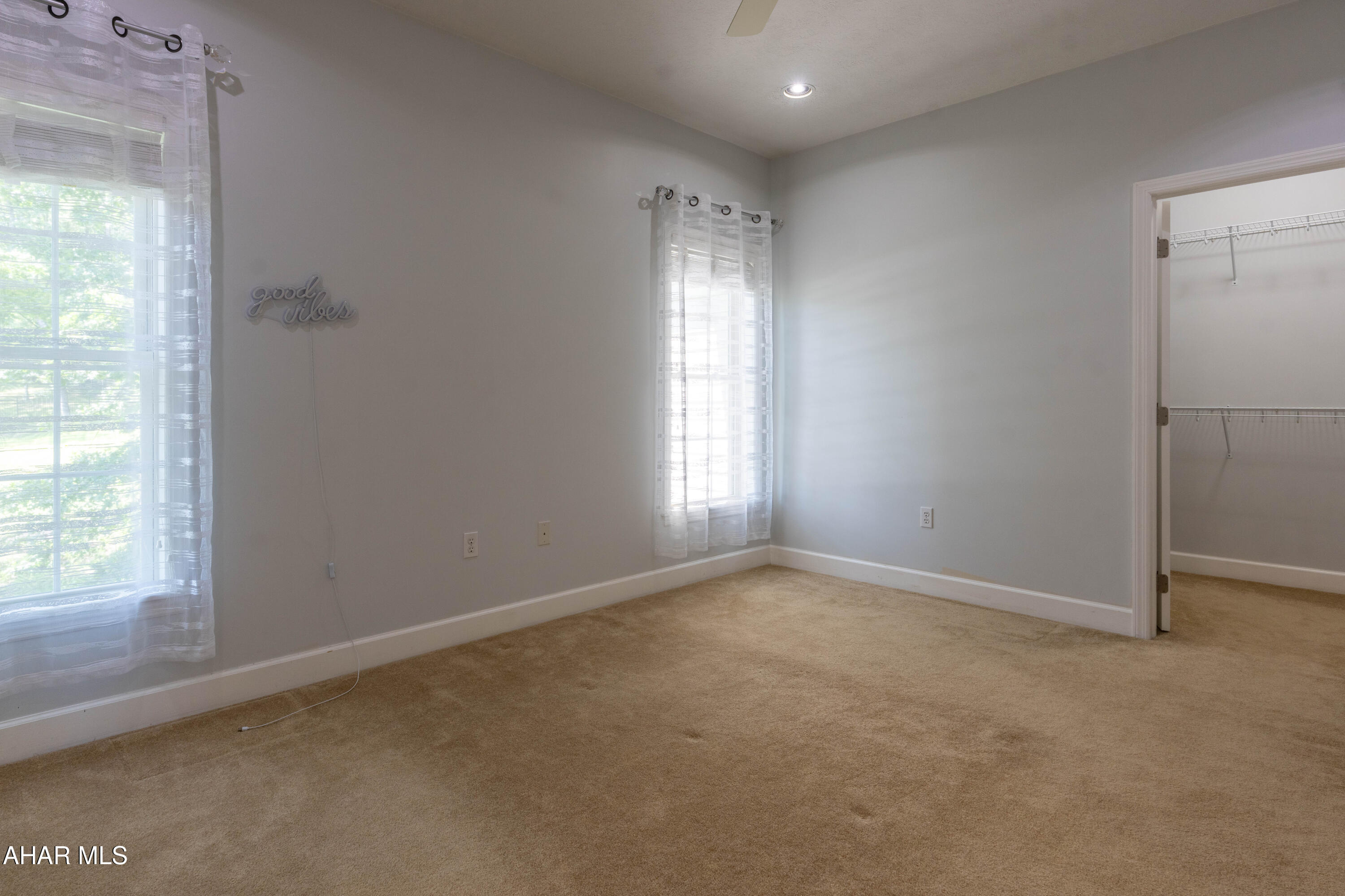 Fox Hollow - Residential