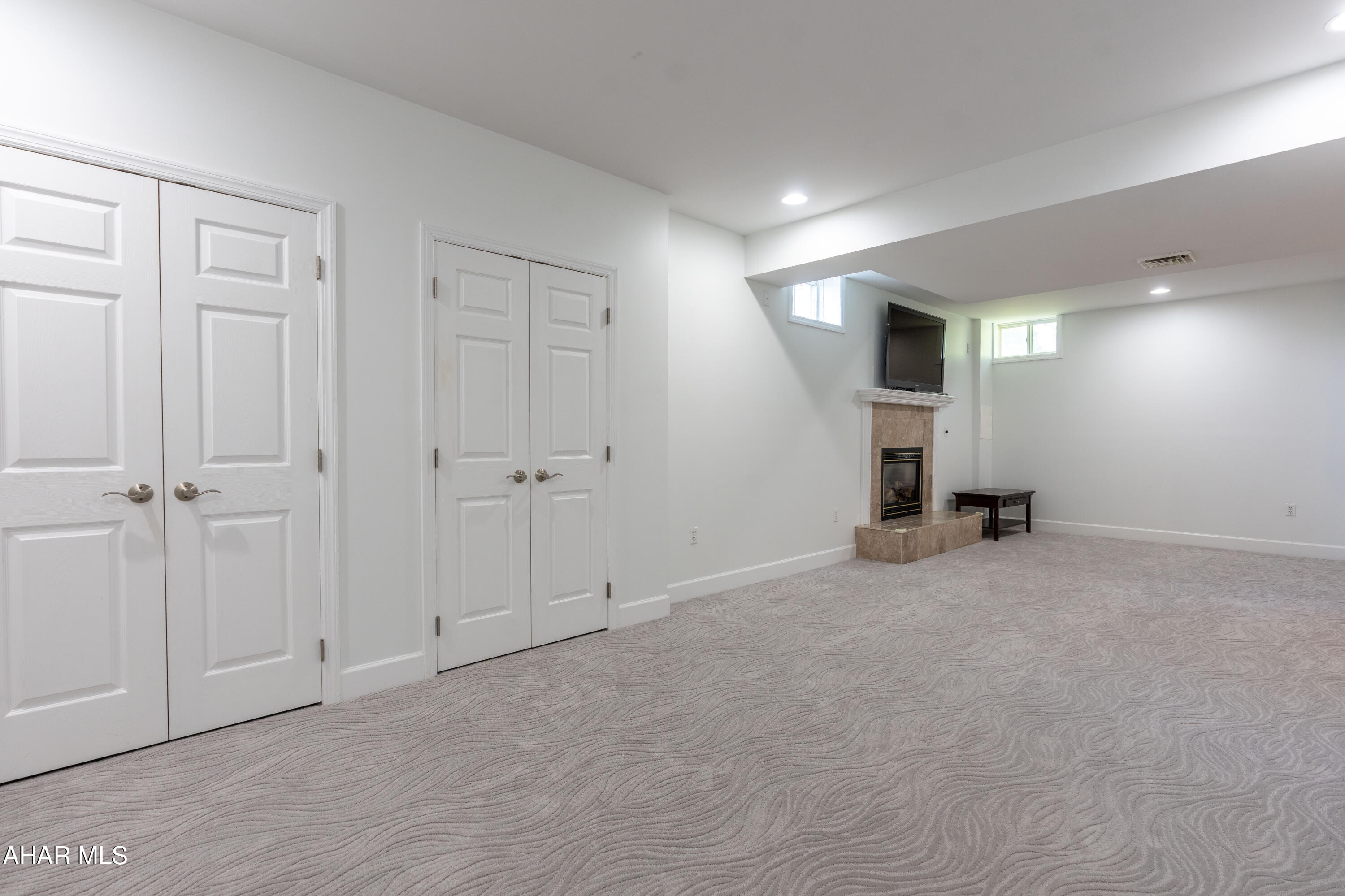 Fox Hollow - Residential