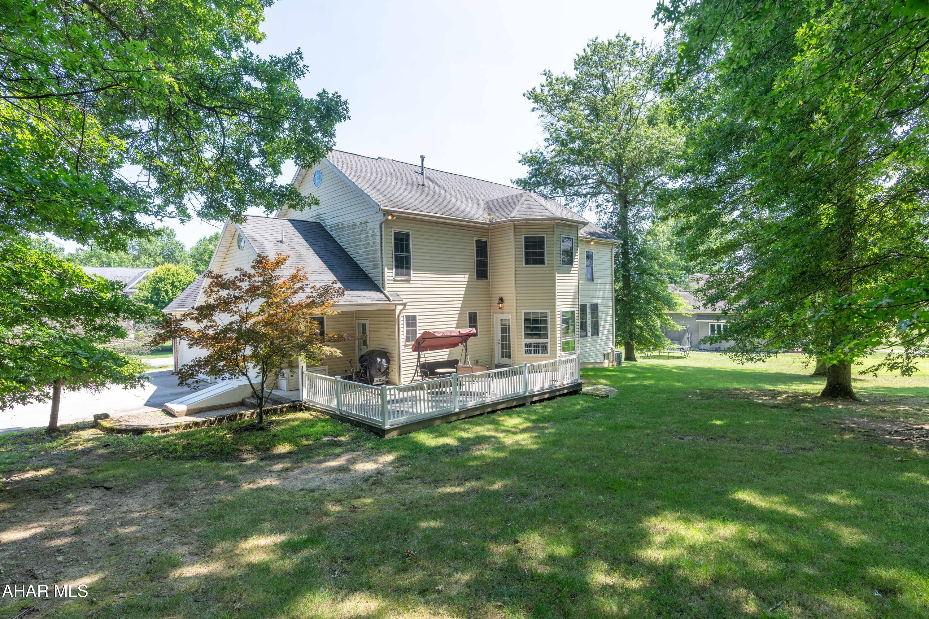 Fox Hollow - Residential