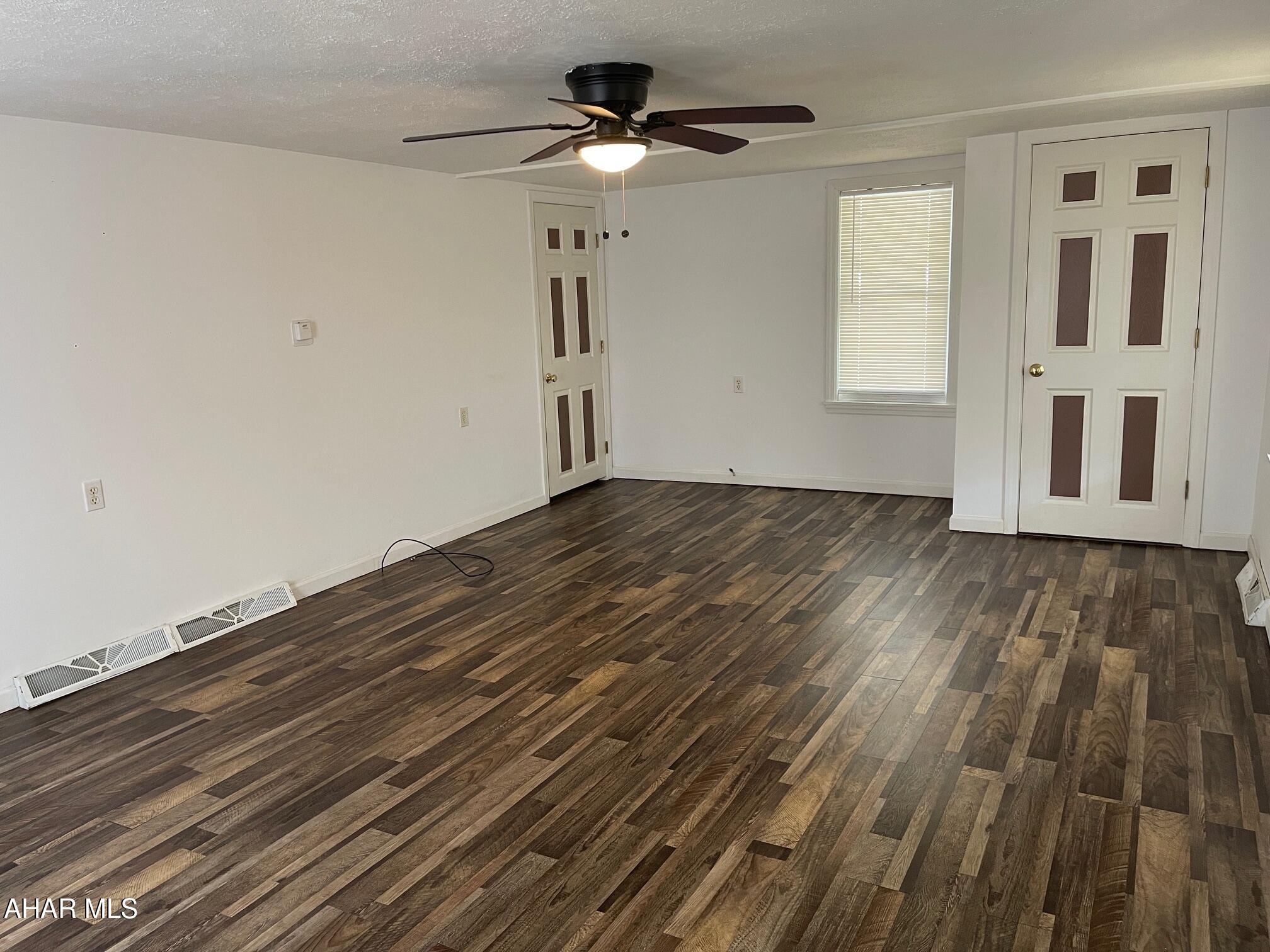 Lakemont - Residential