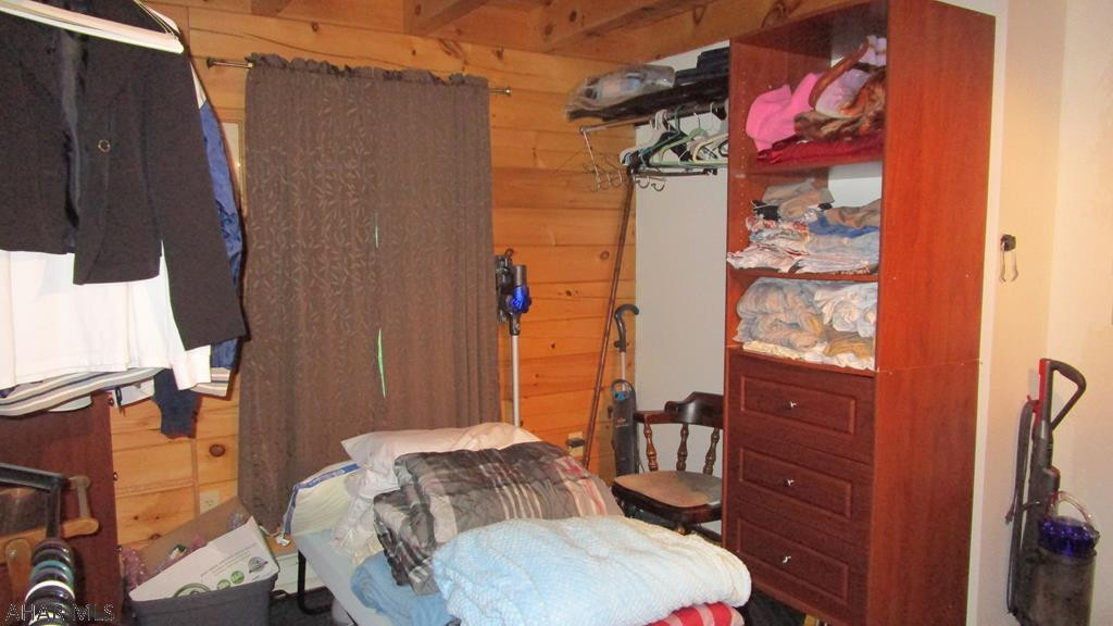 Glendale Yearound - Residential