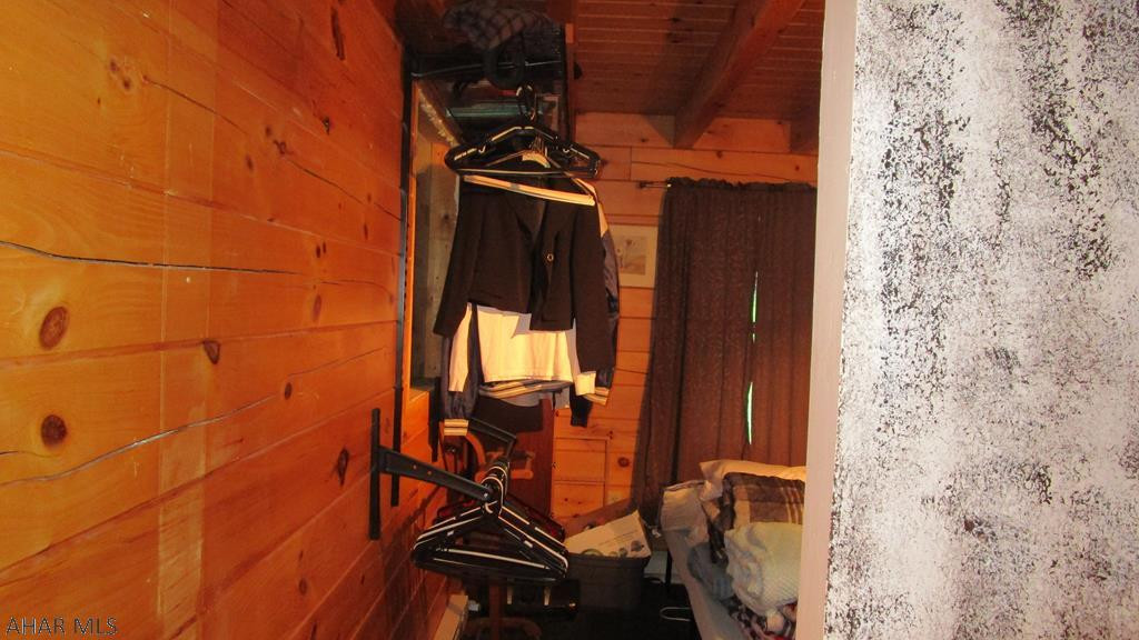 Glendale Yearound - Residential