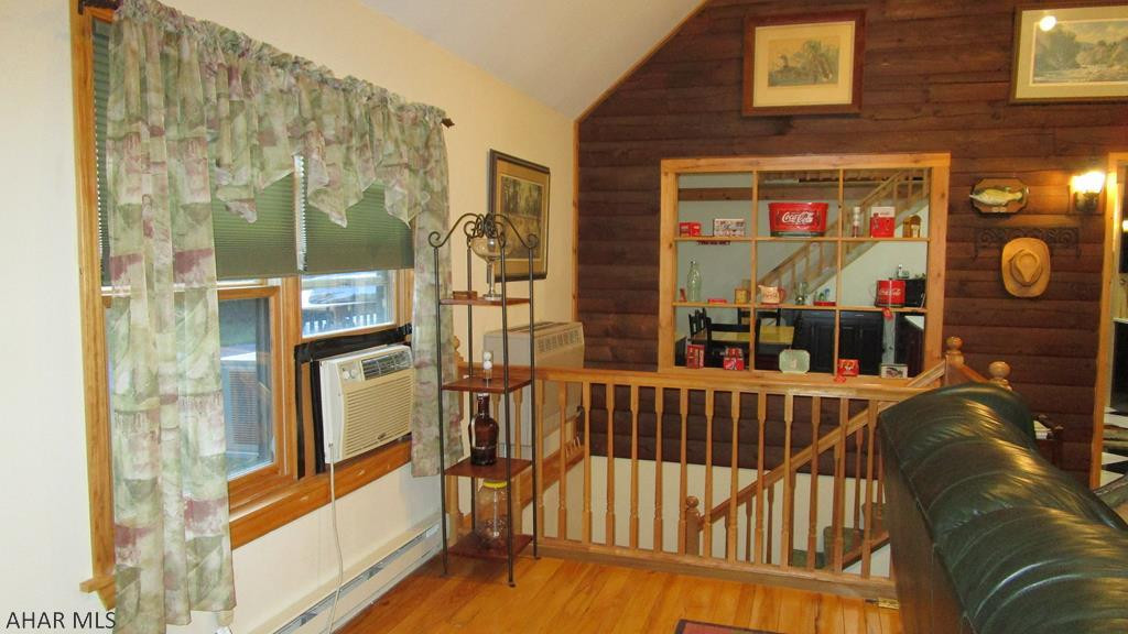 Glendale Yearound - Residential