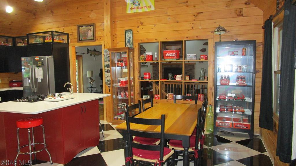 Glendale Yearound - Residential