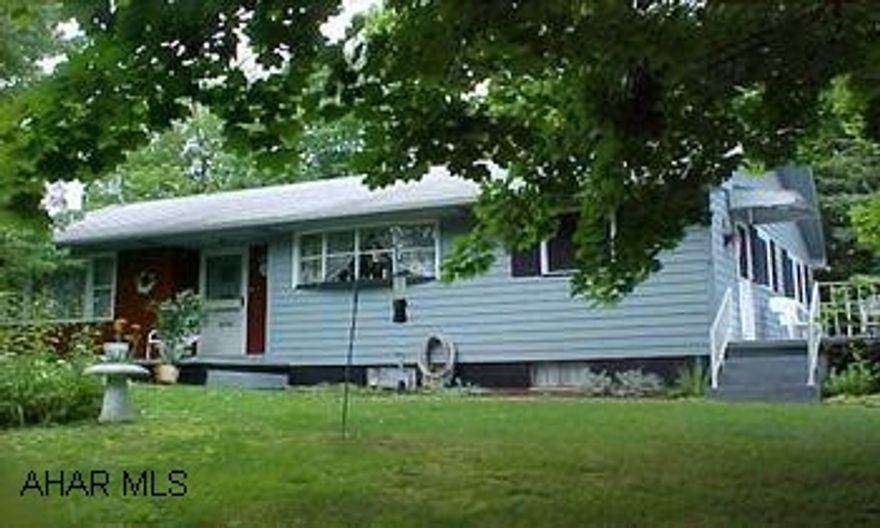 Nice Ranch Home On Approximately 1.3 Acres - New Sewer Line Just Installed For Public Sewer Nice Ranch Home On Approximately 1.3 Acres - New Sewer Line Just Installed For Public Sewer